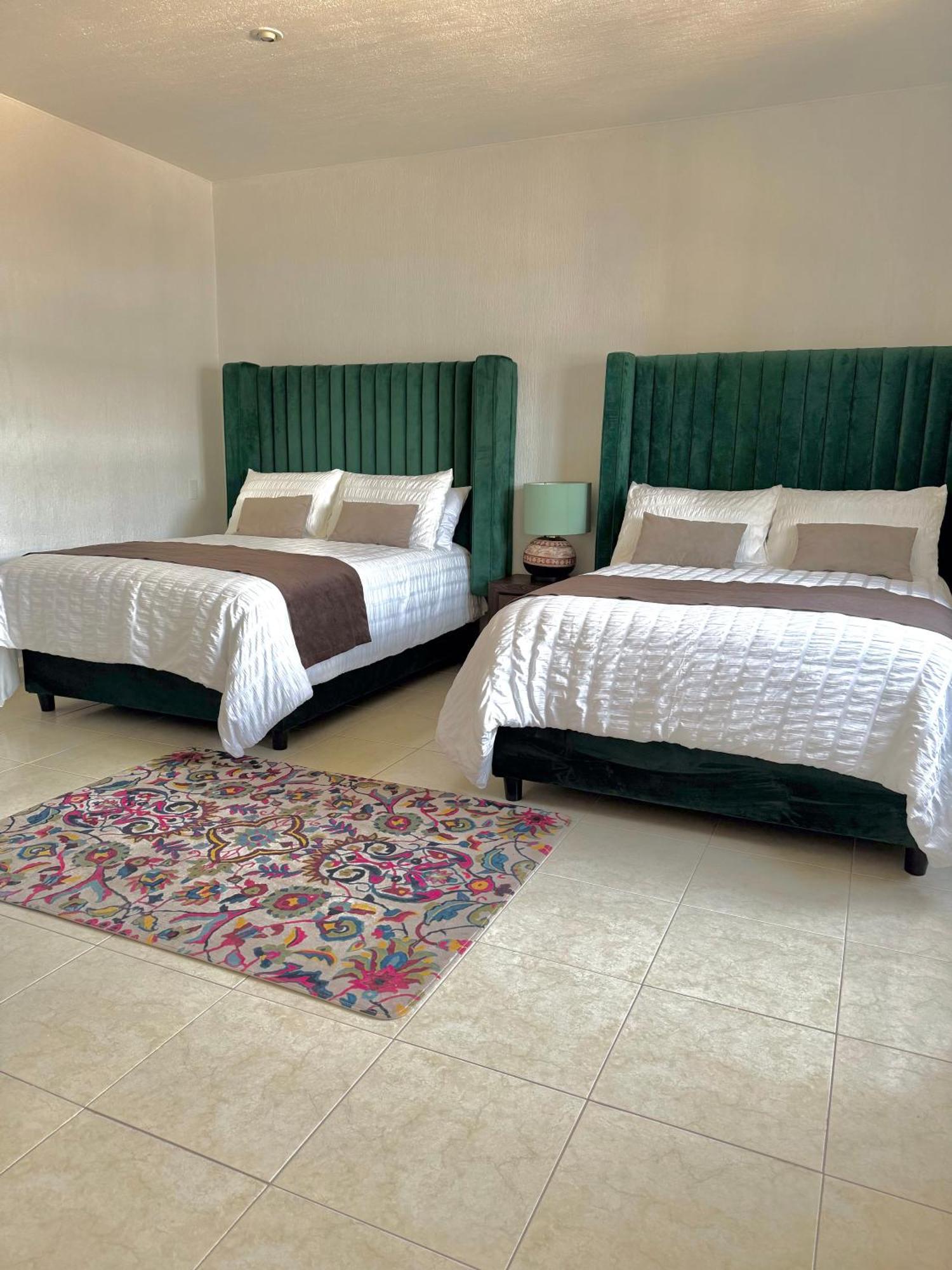 Suite Los Angeles Tecozautla Exteriér fotografie